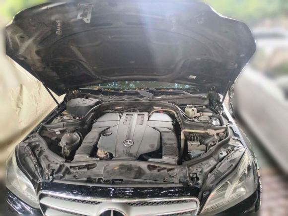 [深圳·粤B] 二手奔驰奔驰E级2015款 E 320 L 4MATIC