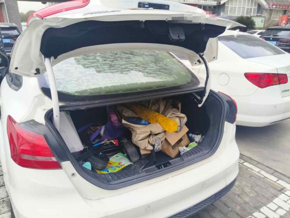 [南通·苏F] 二手福特福克斯2015款 三厢 1.6L 自动舒适型