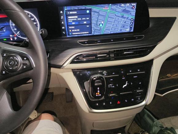 [上海·京K] 二手别克别克GL82021款 ES陆尊 653T 舒适型