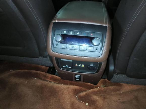 [广州·粤A] 二手别克昂科雷2014款 3.6L 四驱智享旗舰型