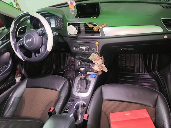 [上海·沪D] 二手奥迪奥迪Q32017款 30 TFSI 时尚型