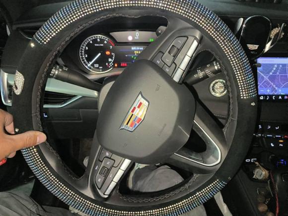 [上海·沪C] 二手凯迪拉克凯迪拉克XT42020款 改款 28T 两驱领先型