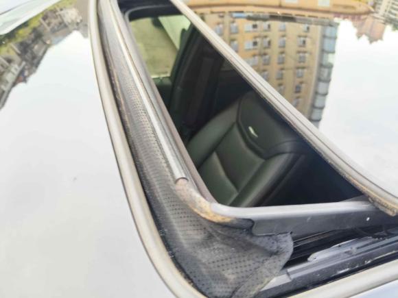 [南昌·赣A] 二手凯迪拉克凯迪拉克XT52021款 28T 四驱豪华型