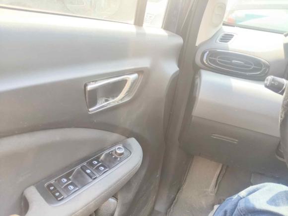 [义乌·浙G] 二手零跑汽车零跑T032021款 400轻享版 磷酸铁锂