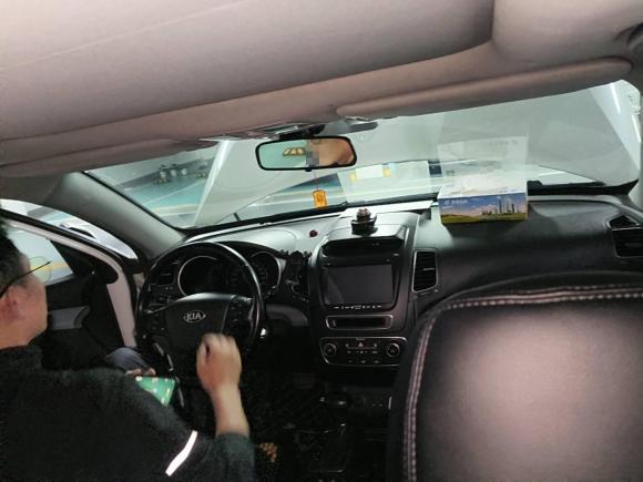 [深圳·湘A] 二手起亚索兰托2013款 2.4L 7座汽油舒适版