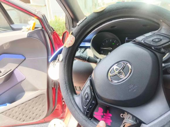 [上海·皖M] 二手丰田丰田C-HR2018款 2.0L 领先天窗版 国VI