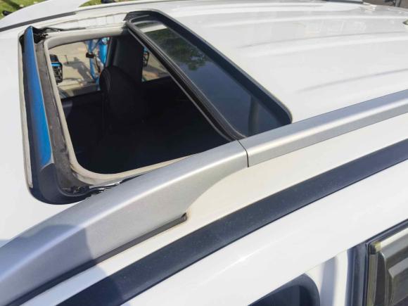 [成都·川A] 二手现代北京现代ix352013款 2.0L 自动两驱舒适型GL 国IV