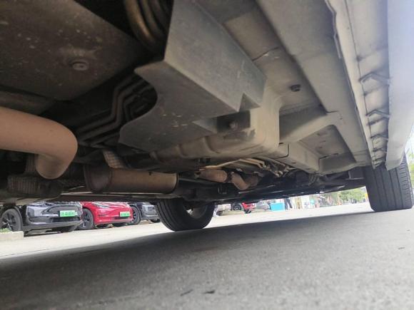 [深圳·粤B] 二手道奇酷威2013款 2.4L 两驱尊尚版