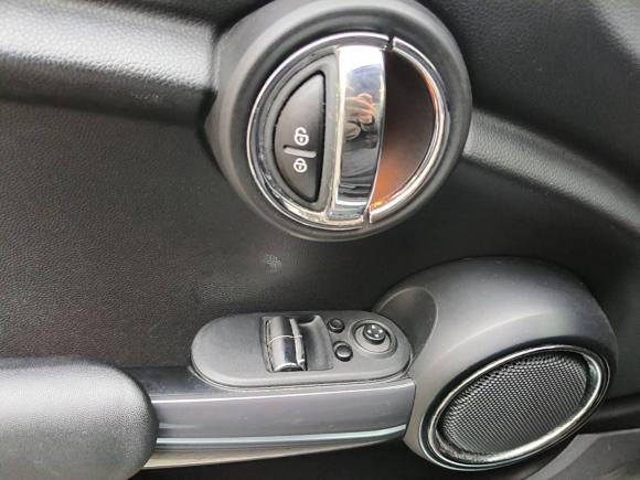 [义乌·浙G] 二手MINIMINI2014款 1.5T COOPER Excitement