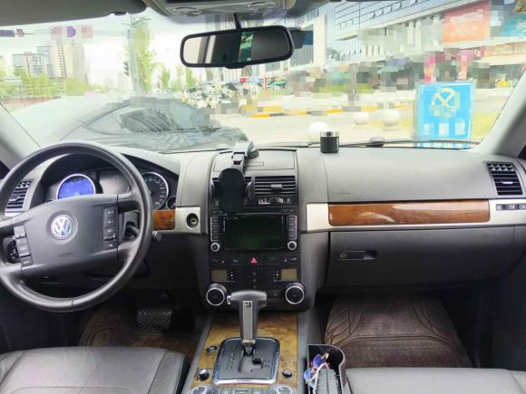 [成都·川A] 二手大众途锐2010款 3.6 限量顶配版