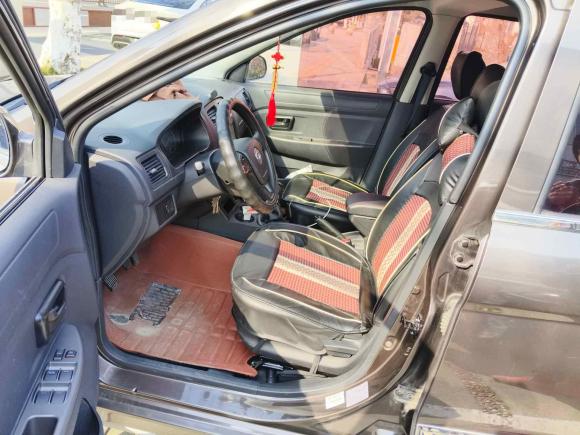 [无锡·苏B] 二手东风风光风光3302018款 1.5L手动实用型II DK15