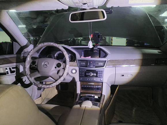 [深圳·湘A] 二手奔驰奔驰E级2009款 E 300 优雅型