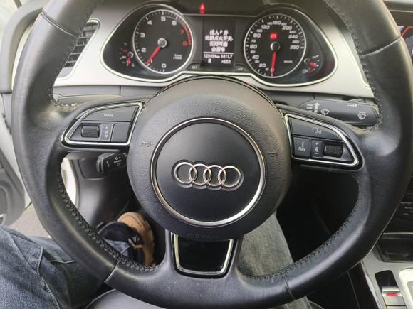 [南通·苏D] 二手奥迪奥迪A4L2013款 35 TFSI 自动标准型