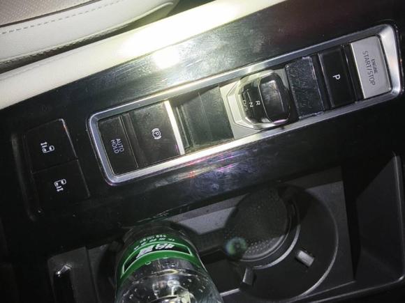 [成都·川G] 二手大众威然2022款 380TSI 尊贵版