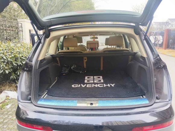 [苏州·苏E] 二手奥迪奥迪Q72011款 3.0 TFSI 进取型(200kW)