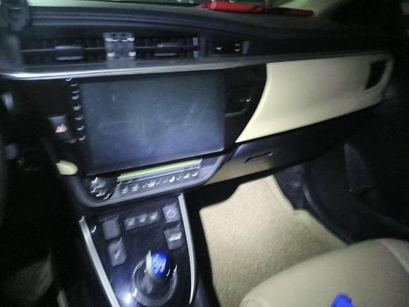 [深圳·粤B] 二手丰田雷凌2016款 双擎 1.8H GS E-CVT精英天窗版