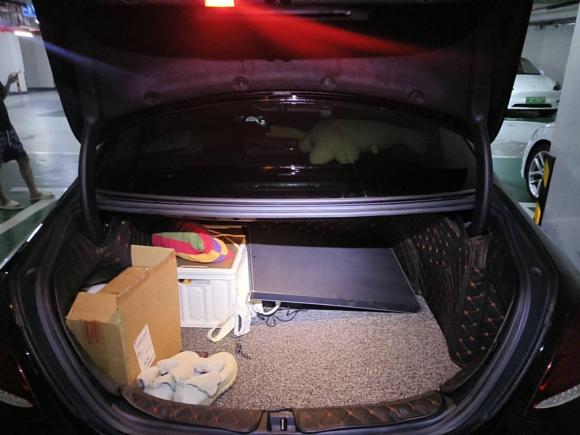 [深圳·粤B] 二手奔驰奔驰E级2017款 E 300 L 运动时尚型