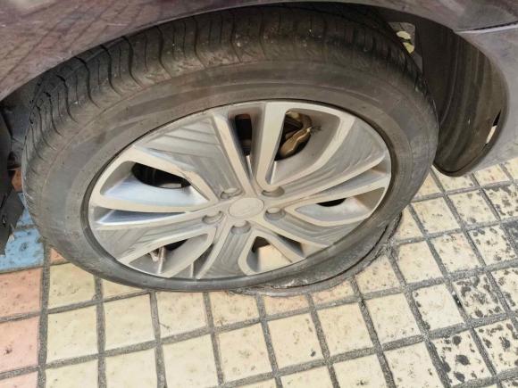 [深圳·粤B] 二手吉利汽车帝豪新能源2018款 EV450 精英型