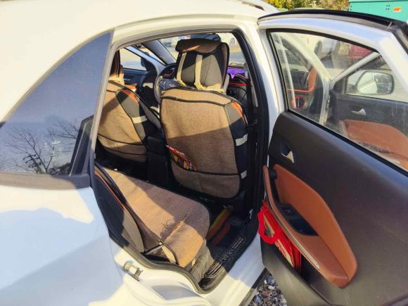 [南昌·赣A] 二手奇瑞瑞虎3x2017款 1.5L 手动都市版