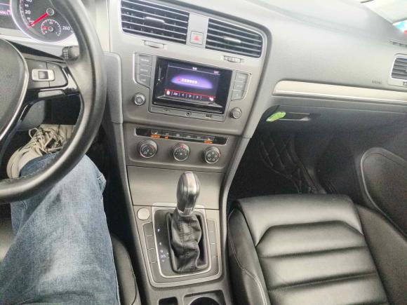 [上海·沪E] 二手大众高尔夫2016款 230TSI 自动豪华型