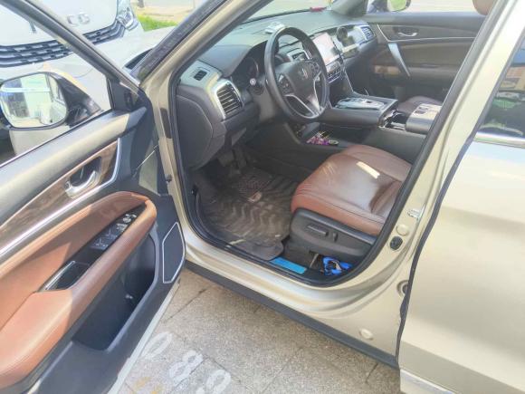 [南京·苏J] 二手本田本田UR-V2017款 370TURBO 两驱尊贵版 国V