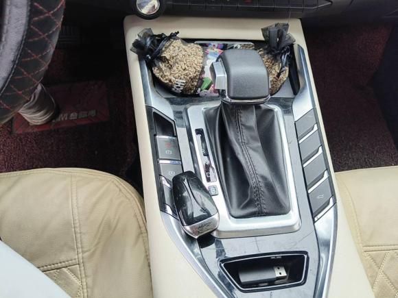 [温州·浙C] 二手众泰众泰T5002018款 1.5T 自动智能互联尊贵型