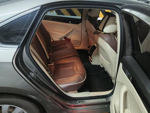 [成都·川A] 二手大众帕萨特2013款 1.8TSI DSG尊荣版