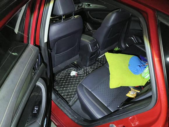 [合肥·皖A] 二手长安逸动2018款 高能版 1.6L GDI 手动先锋型 国V