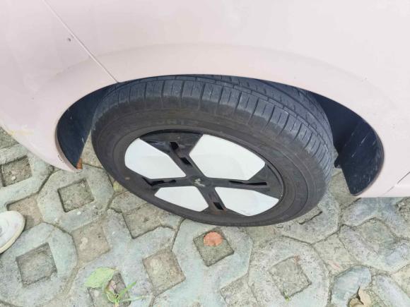 [上海·苏E] 二手五菱汽车宏光MINIEV2024款 第三代 215km 进阶版