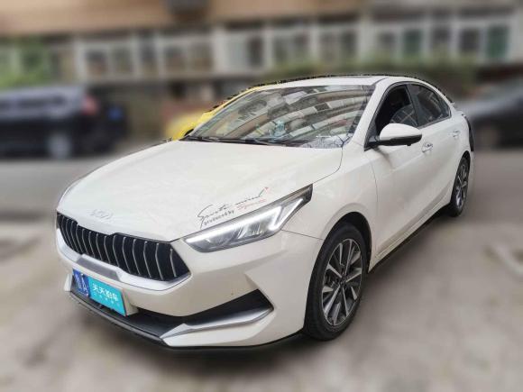 起亚起亚K32021款 改款 1.5L CVT时尚版「济南二手车」「天天拍车」