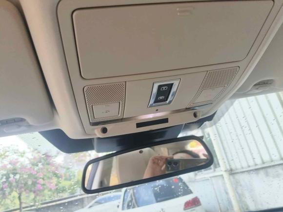 [广州·粤A] 二手路虎发现神行2018款 240PS HSE版