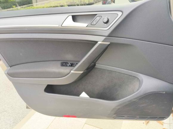 [成都·川A] 二手大众高尔夫2017款 1.6L 自动舒适百万辆纪念版