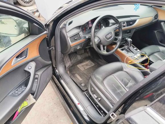 [上海·沪A] 二手奥迪奥迪A6L2018款 30周年年型 30 FSI 风尚型