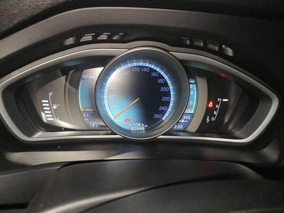 [济南·鲁A] 二手沃尔沃沃尔沃V402016款 T4 智雅版