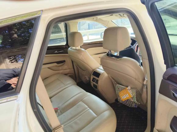 [南京·苏A] 二手凯迪拉克凯迪拉克SRX2012款 3.0L 精英型