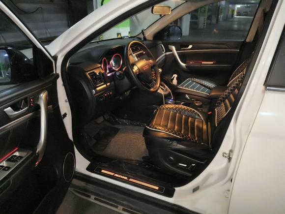 [西安·陕A] 二手哈弗哈弗H62015款 运动版 1.5T 自动两驱豪华型