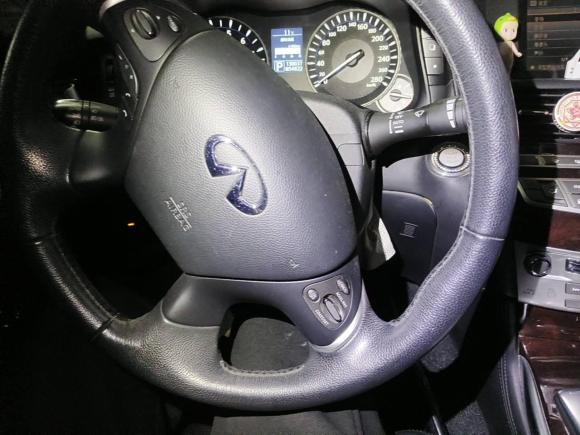 [上海·沪G] 二手英菲尼迪英菲尼迪Q702013款 Q70L 2.5L 舒适版