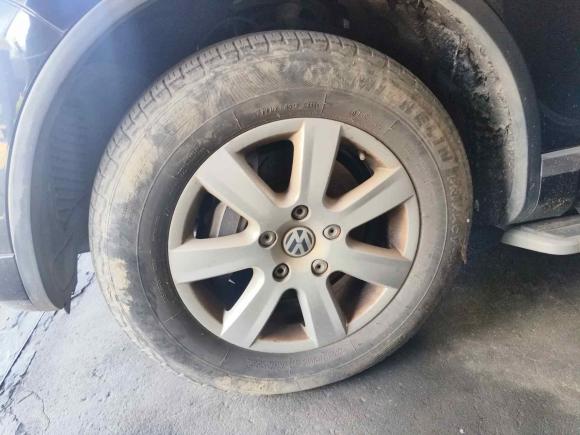 [宁波·皖P] 二手大众途锐2011款 3.0TSI 标配型