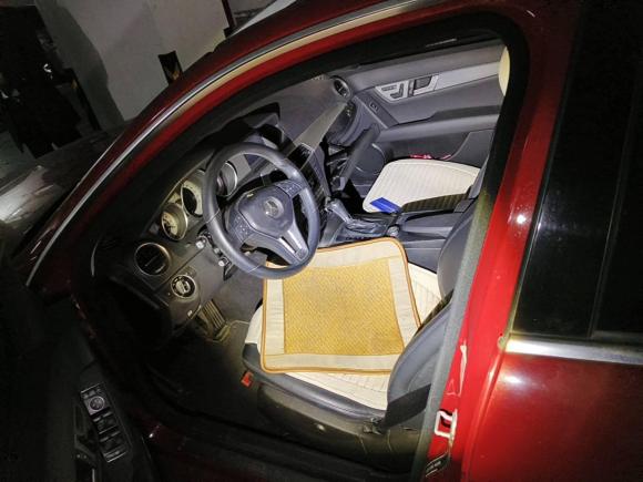 [苏州·苏E] 二手奔驰奔驰C级2011款 C 200 时尚旅行版