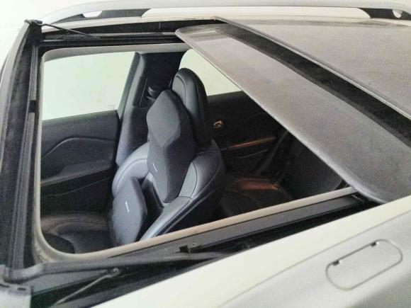 [常州·苏D] 二手Jeep自由光2016款 2.0L 优越版