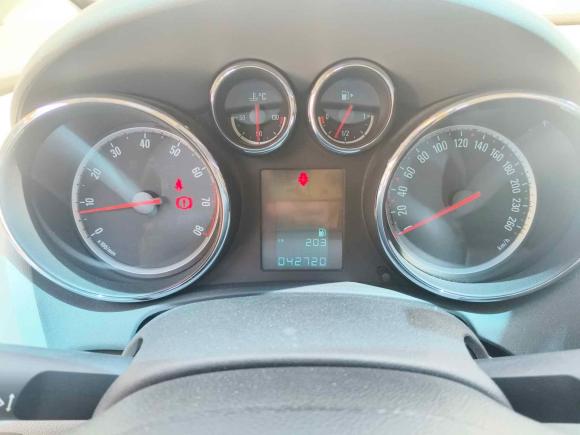 [嘉兴·浙F] 二手别克英朗2014款 XT 1.6L 手动舒适版