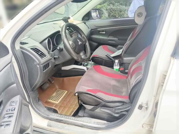 [武汉·鄂A] 二手三菱劲炫ASX2013款 2.0L CVT两驱精英版