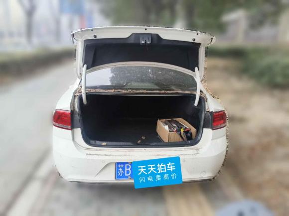 [无锡·苏B] 二手大众凌渡2015款 330TSI DSG舒适版