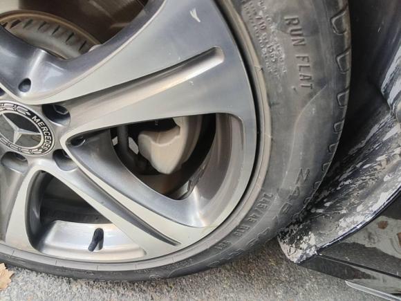 [南京·苏A] 二手奔驰奔驰E级2018款 改款 E 200 L 运动型