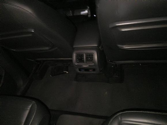 [上海·沪B] 二手大众途安2016款 途安L 280TSI DSG豪华版