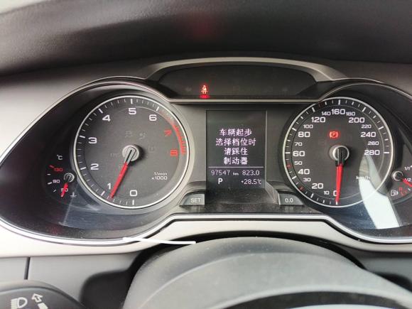 [上海·苏F] 二手奥迪奥迪A4L2013款 35 TFSI 自动标准型