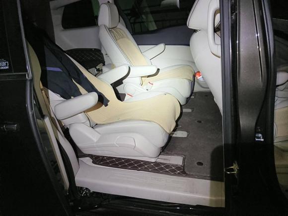 [青岛·鲁B] 二手别克别克GL82021款 陆上公务舱 652T 豪华型