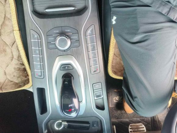 [宁波·浙B] 二手魏牌魏牌 VV62019款 2.0T 两驱超豪型 国VI