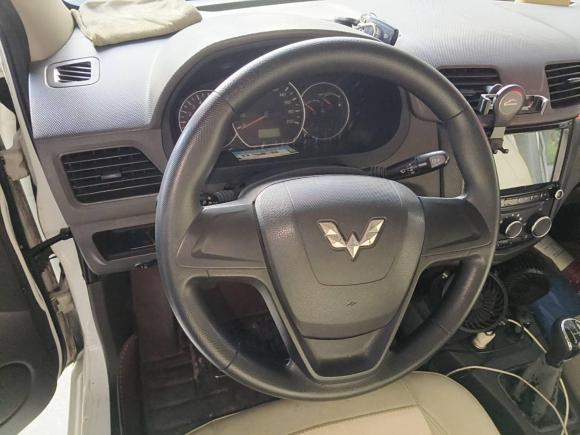 [佛山·粤X] 二手五菱汽车五菱宏光2014款 1.5L S标准型