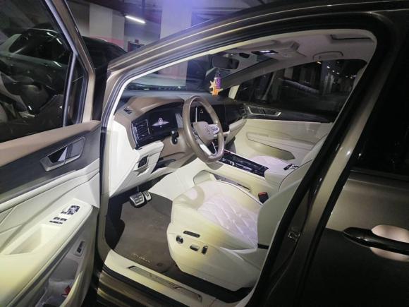 [上海·沪F] 二手大众威然2022款 380TSI 尊贵版